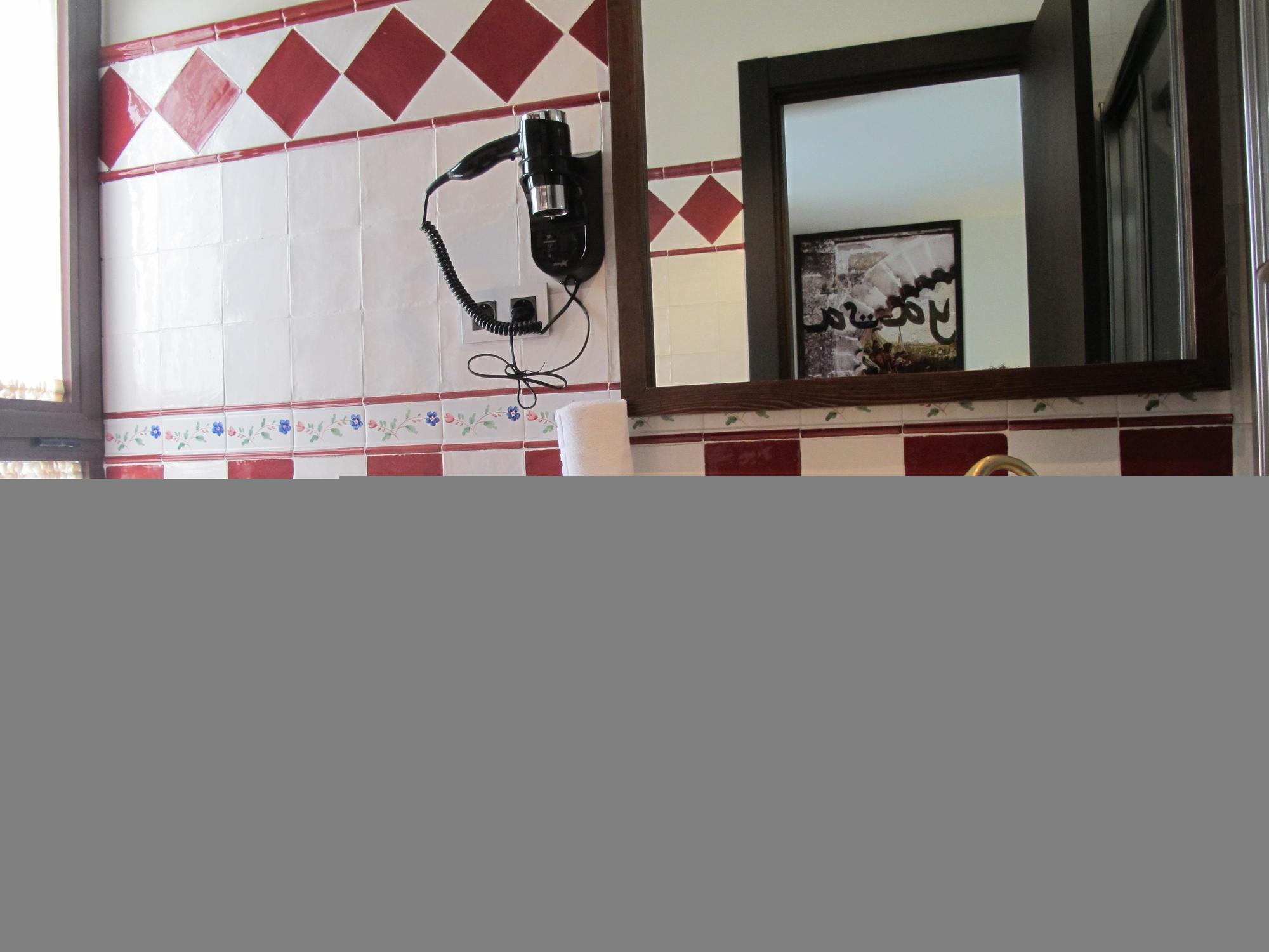 Hostal Aznaitin Baeza Exteriör bild