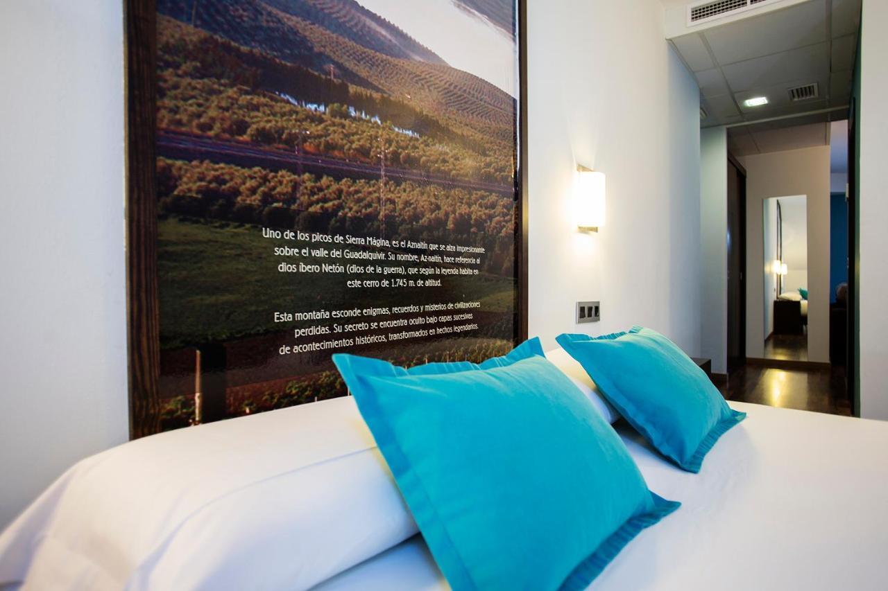 Hostal Aznaitin Baeza Exteriör bild
