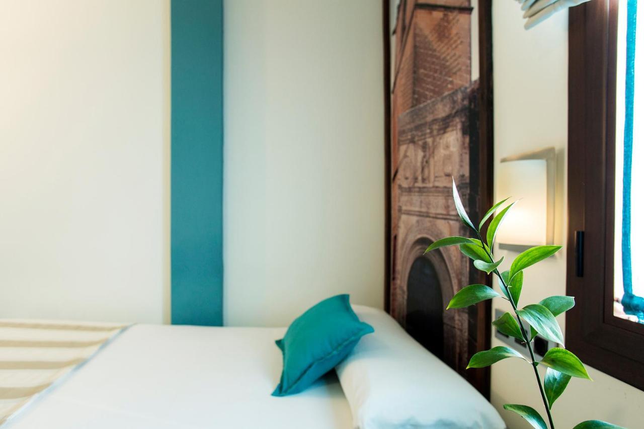 Hostal Aznaitin Baeza Exteriör bild